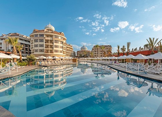 Kirman Belazur Resort & Spa