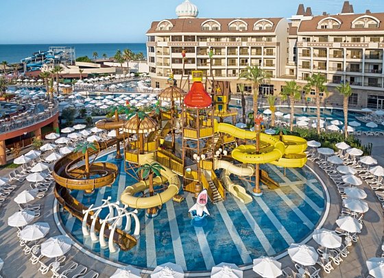 Kirman Belazur Resort & Spa