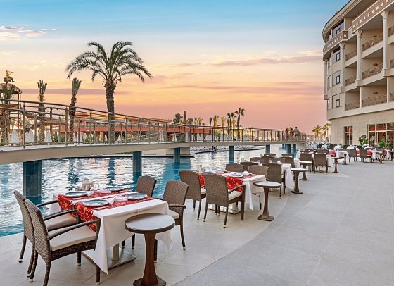 Kirman Belazur Resort & Spa