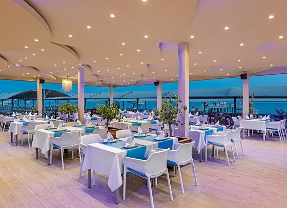 Kirman Belazur Resort & Spa