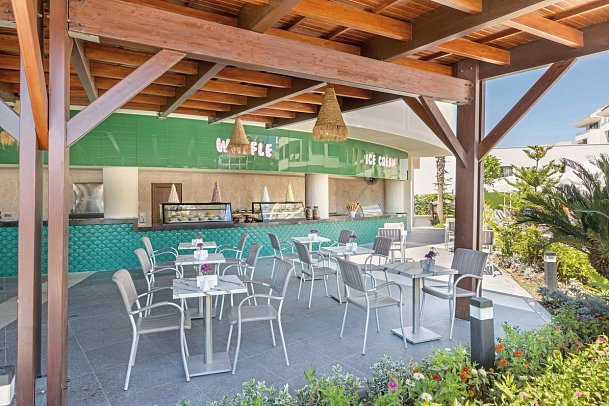 Kirman Belazur Resort & Spa