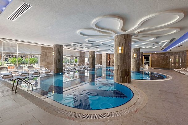 Kirman Belazur Resort & Spa