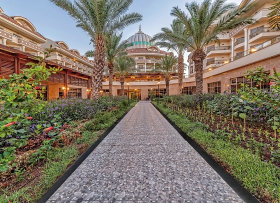 Kirman Belazur Resort & Spa