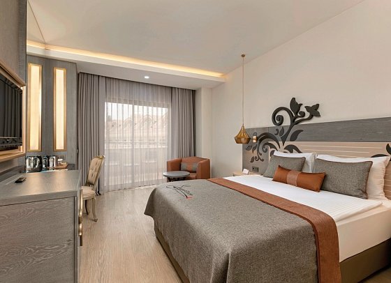 Kirman Belazur Resort & Spa - Wohnbeispiel Familienzimmer (Zimmercodierungen FB1, FB2 & FB3)