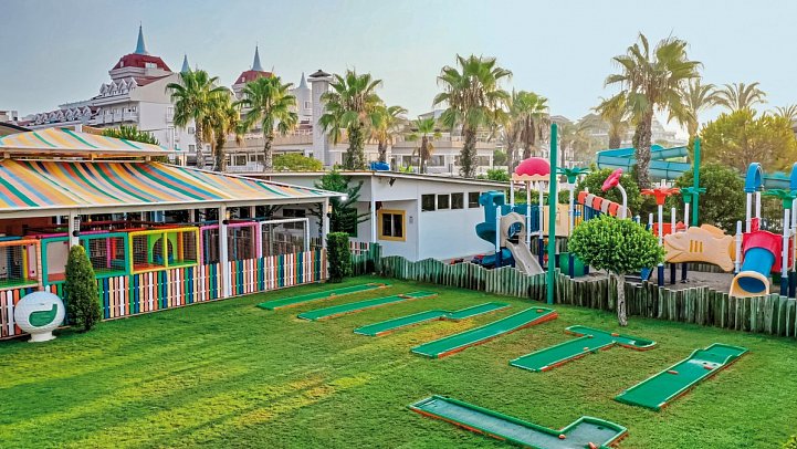 Crystal Waterworld Aqua Collection