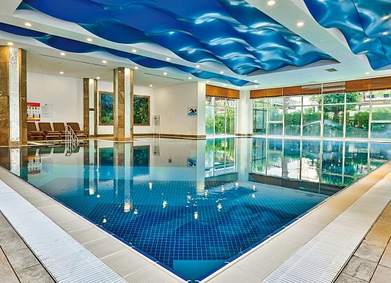 Crystal Waterworld Aqua Collection