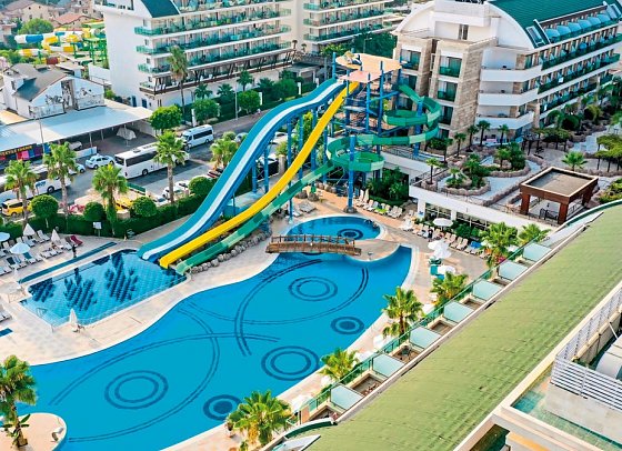 Crystal Waterworld Aqua Collection