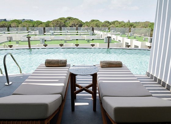 Ethno Belek - Wohnbeispiel Doppelzimmer Deluxe Swim Up Waldblick