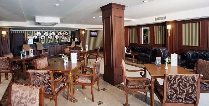 Crystal Tat Beach Pearl Collection