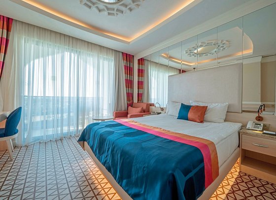 Granada Luxury Belek - Wohnbeispiel Doppelzimmer Poolseite