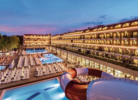 Aydinbey Queen's Palace & Spa