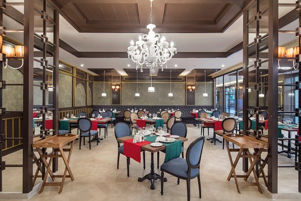 Aydinbey Queen's Palace & Spa