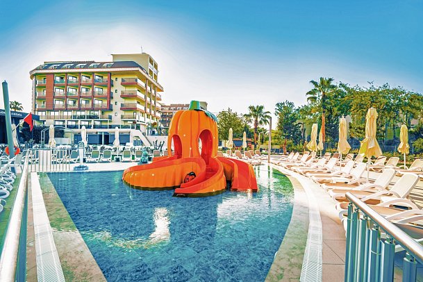 Glamour Resort & Spa