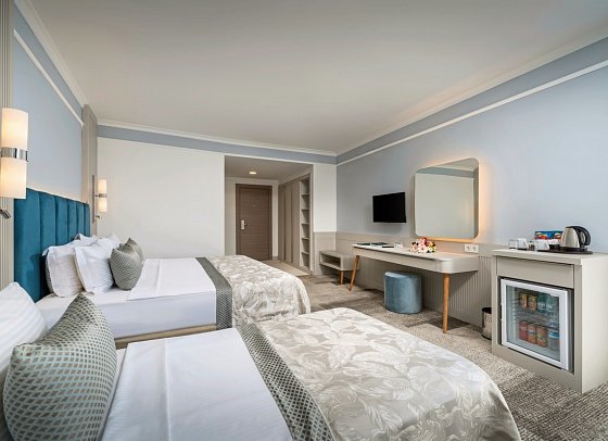 Pine Beach Belek