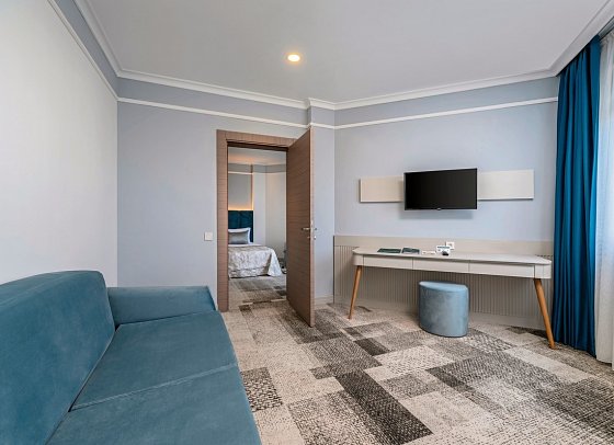 Pine Beach Belek - Wohnbeispiel Familienzimmer Club Hauptgebäude (Zimmercodierungen FL1 & FL2)