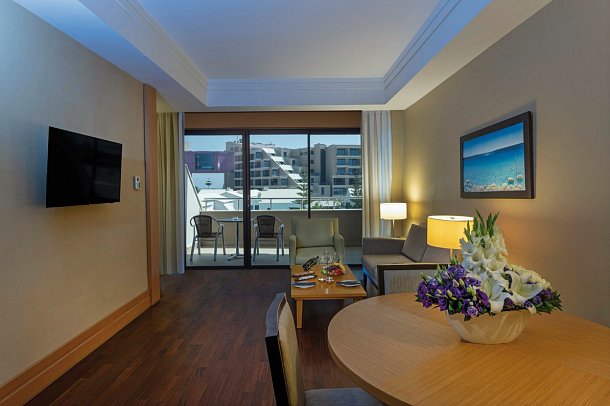 Susesi Luxury Resort - Familienzimmer Triplex Poolblick (Zimmercodierung FBP)