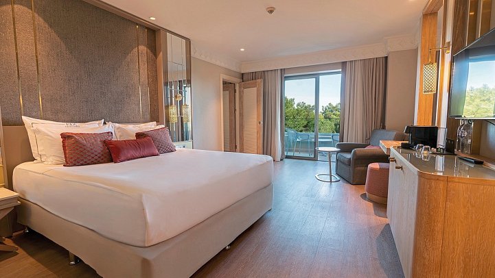 Ela Excellence Resort - Wohnbeispiel Familienzimmer Connection (Zimmercodierungen FV1, FV2 & FV3)