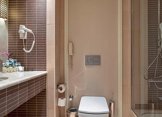 Ela Excellence Resort - Bsp Bad Maisonette Waldblick (Zimmercodierungen MB1 & MB2)
