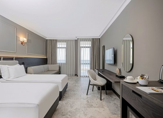 Adora Hotel & Resort - Wohnbeispiel Doppelzimmer Meerblick (Zimmercodierung DBM)