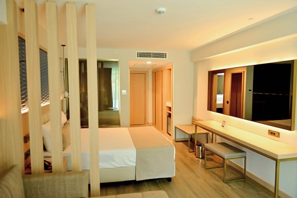 Sentido Luna Vista Belek - Wohnbeispiel Doppelzimmer Swim Up (Zimmercodierung DBQ)