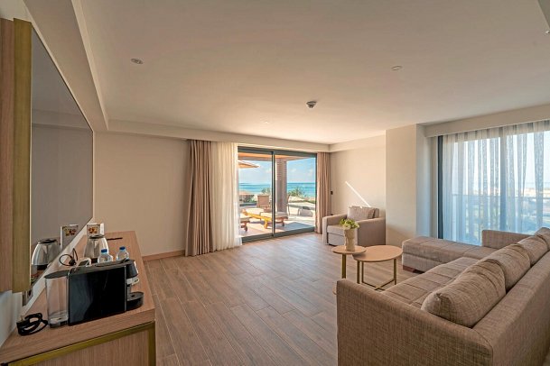 Sentido Luna Vista Belek - Wohnbeispiel Suite Jacuzzi (Zimmercodierung WB3)