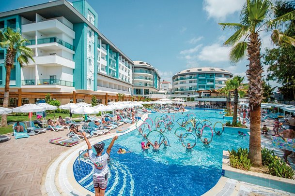 Seashell Resort & Spa