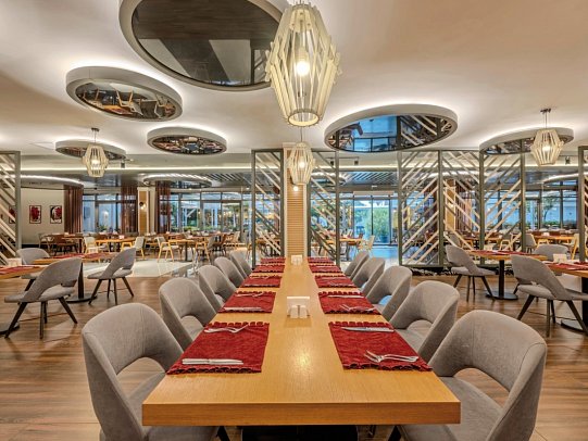 Diamond De Luxe Hotel & Spa