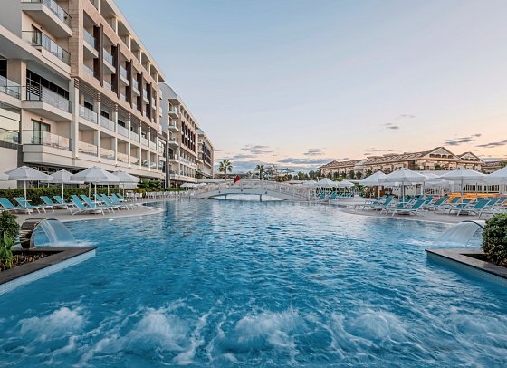 Diamond De Luxe Hotel & Spa