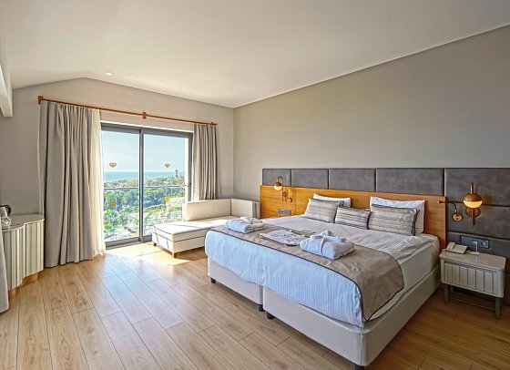 Diamond De Luxe Hotel & Spa - Wohnbeispiel Famlienzimmer (Zimmercodierung FB2)