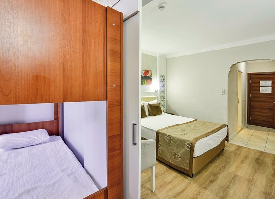 Linda Resort - Wohnbeispiel Doppelzimmer Large Etagenbett