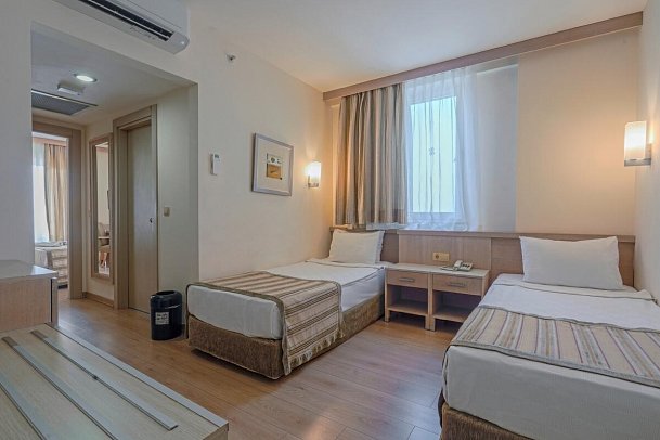 Süral Resort - Wohnbeispiel Familienzimmer (Zimmercodierungen FBN & F2N)