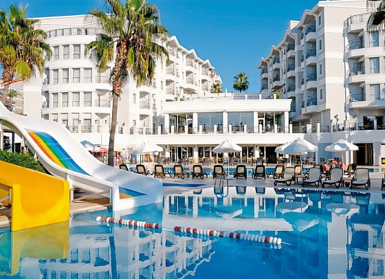 Royal Atlantis Beach