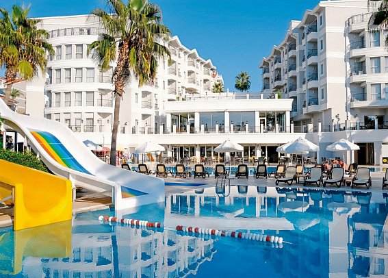 Royal Atlantis Beach