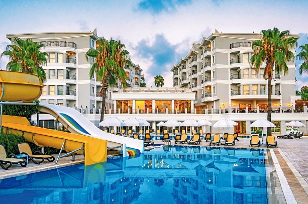 Royal Atlantis Beach