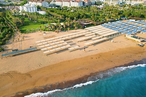 Royal Atlantis Beach