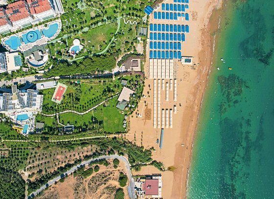 Royal Atlantis Beach