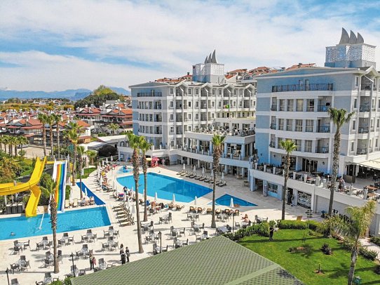 Royal Atlantis Beach