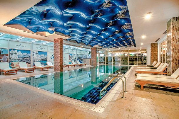 Dream World Resort & Spa