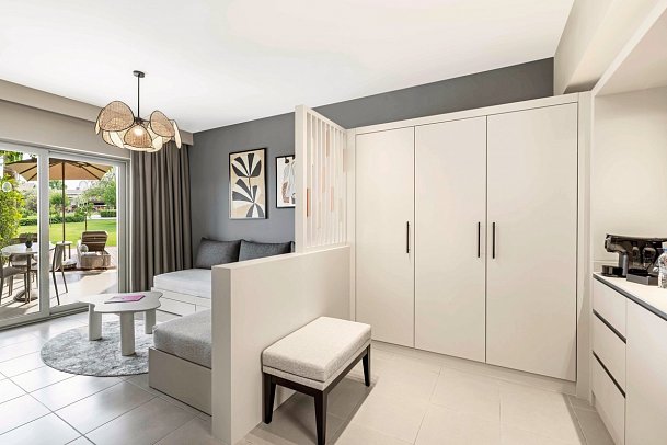 Barut Goia - Wohnbejspiel Suite Deluxe mit Terrasse zum Relax Garten (Zimmercodierung WD3)