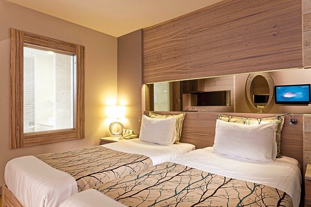 Melas Resort Hotel - Wohnbeispiel Doppelzimmer (Zimmercodierungen DB1 & DC1)