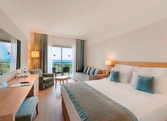 Turquoise Hotel - Wohnbeispiel Doppelzimmer Deluxe Meerblick (Zimmercodierung DDM)