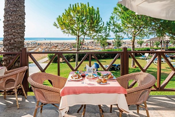 Sunis Hotel Kumköy Beach Resort