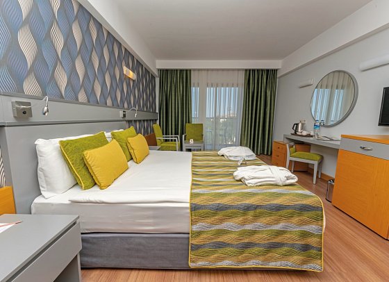 Sunis Hotel Kumköy Beach Resort - Wohnbeispiel Doppelzimmer Meerblick (Zimmercodierungen DBM & DBN)