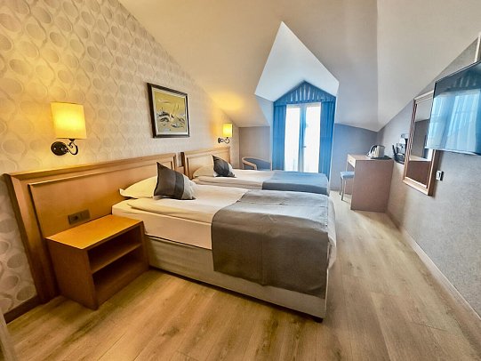 Alba Resort - Wohnbeispiel Doppelzimmer seitl. Meerblick (Zimmercodierung DB3)