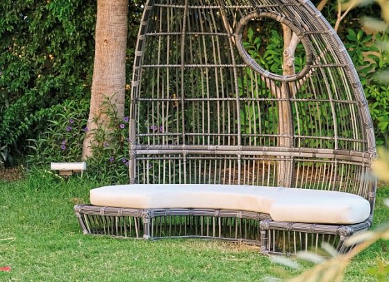 Side Aluna Hotel