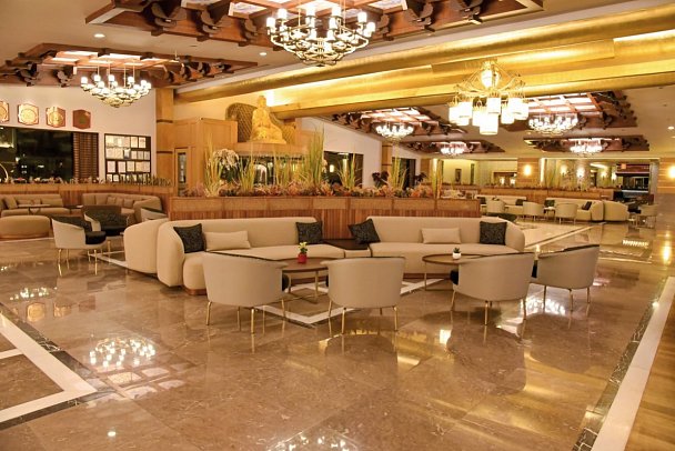 Royal Dragon Hotel