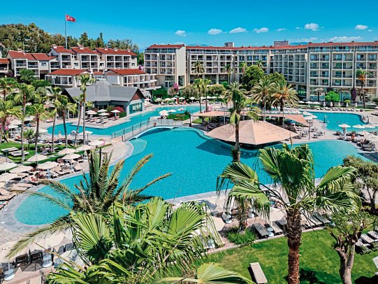 Arum Barut Collection