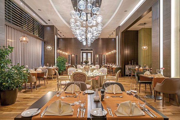 Arum Barut Collection