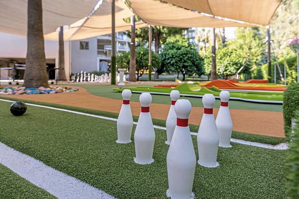 Arum Barut Collection