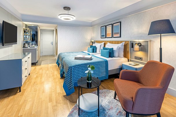 Arum Barut Collection - Wohnbeispiel Doppelzimmer Superior Landblick (Zimmercodierungen DSL & DCL)